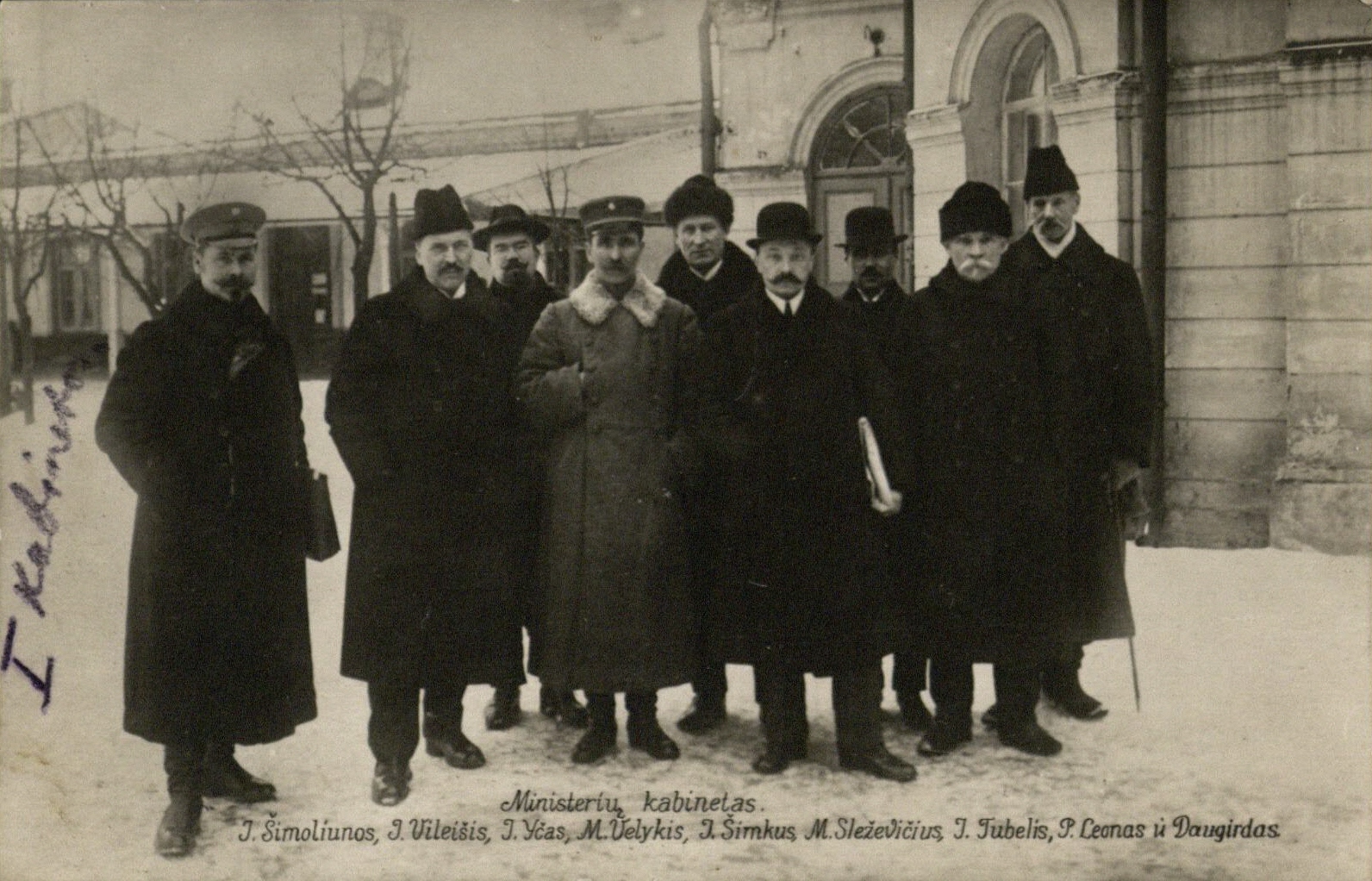II Ministrų kabinetas: J. Šimoliūnas, J. Vileišis, J. Yčas, M. Velykis, J. Šimkus, M. Sleževičius, J. Tūbelis, P. Leonas, K. Daugirdas. [1919]