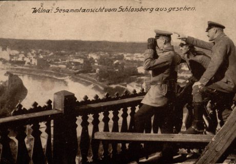 Vilniaus vaizdas nuo Pilies kalno. Atvirukas, išleistas Berlyne. [1915]. LMAVB RSS, Atv.-103/28.